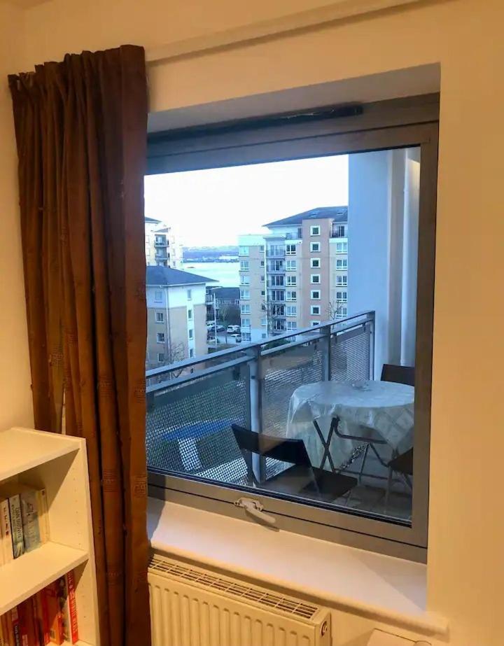 Room 1 Or 2 Ppl Near Excel, O2, Canary Wharf - London Exterior foto